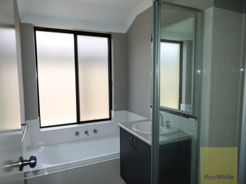 4 Padra Turn, Byford WA 6122
