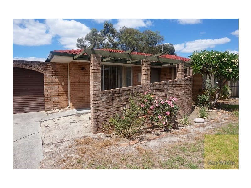 29 Sixth Road, Armadale WA 6112