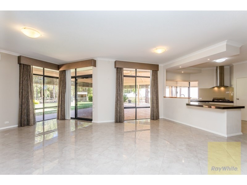 41 Ridgehill Rise, Roleystone WA 6111