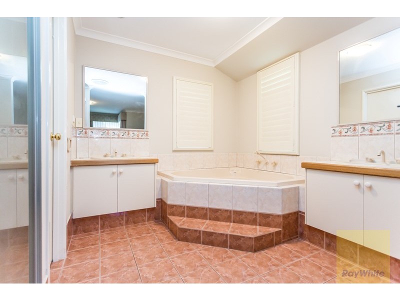 41 Ridgehill Rise, Roleystone WA 6111