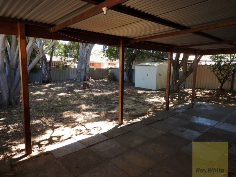 17B Cohuna Drive, Armadale WA 6112