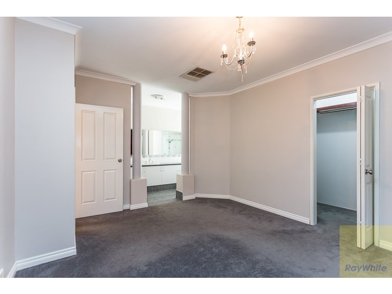 11 Casa Place, Southern River WA 6110