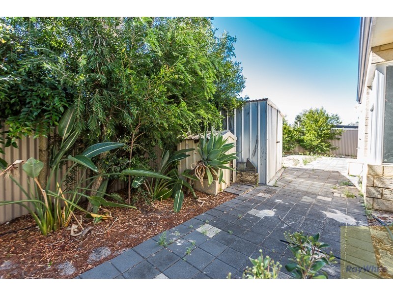 11 Casa Place, Southern River WA 6110