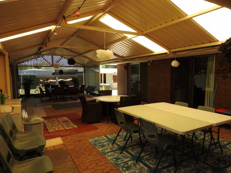 32 Ravenscroft Way, Kelmscott WA 6111