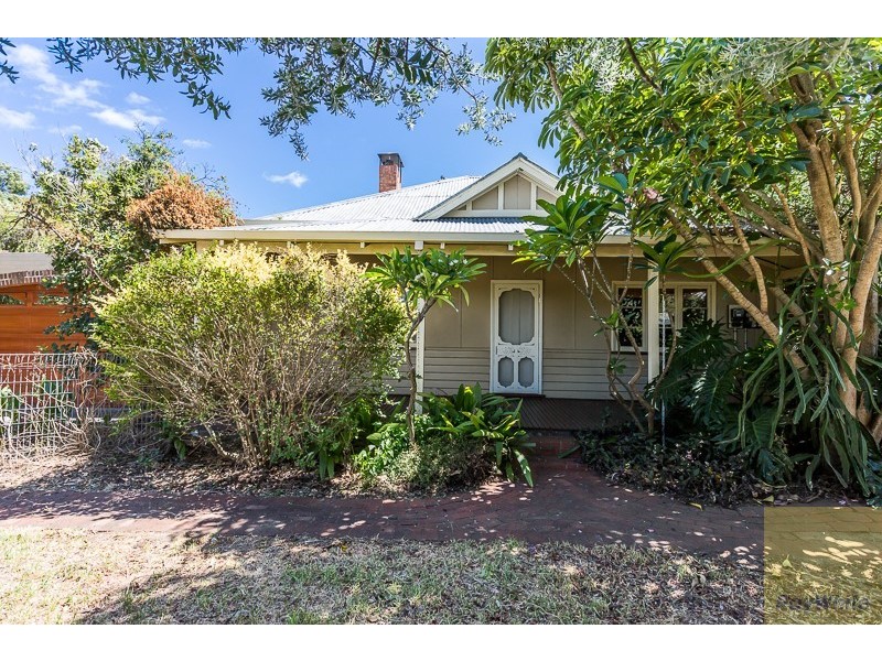 9 Forrest Road, Armadale WA 6112