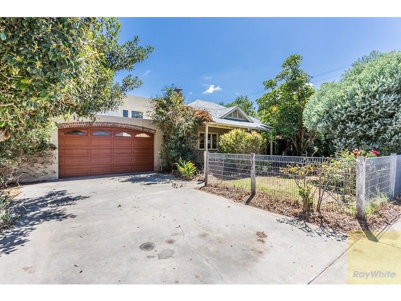 9 Forrest Road, Armadale WA 6112