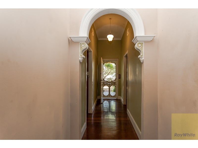 9 Forrest Road, Armadale WA 6112