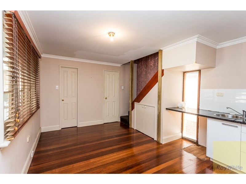 9 Forrest Road, Armadale WA 6112