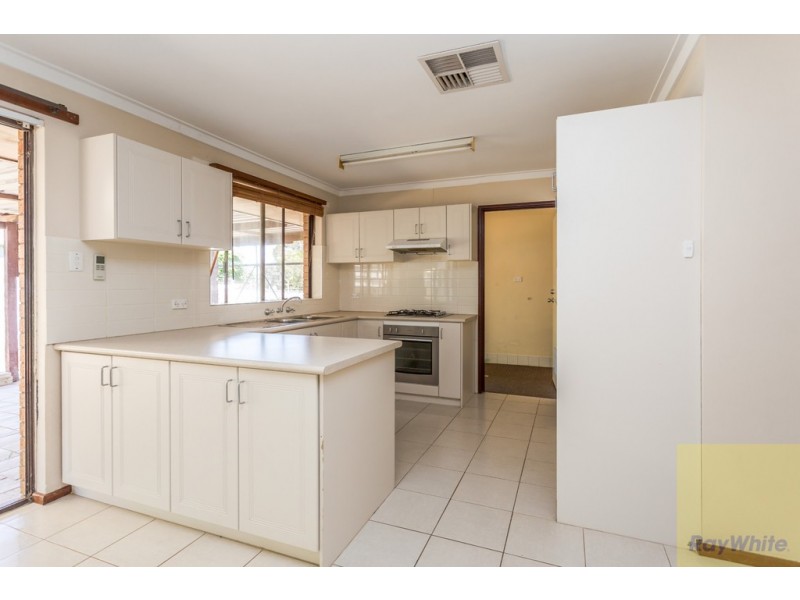 1 Bell Court, Armadale WA 6112