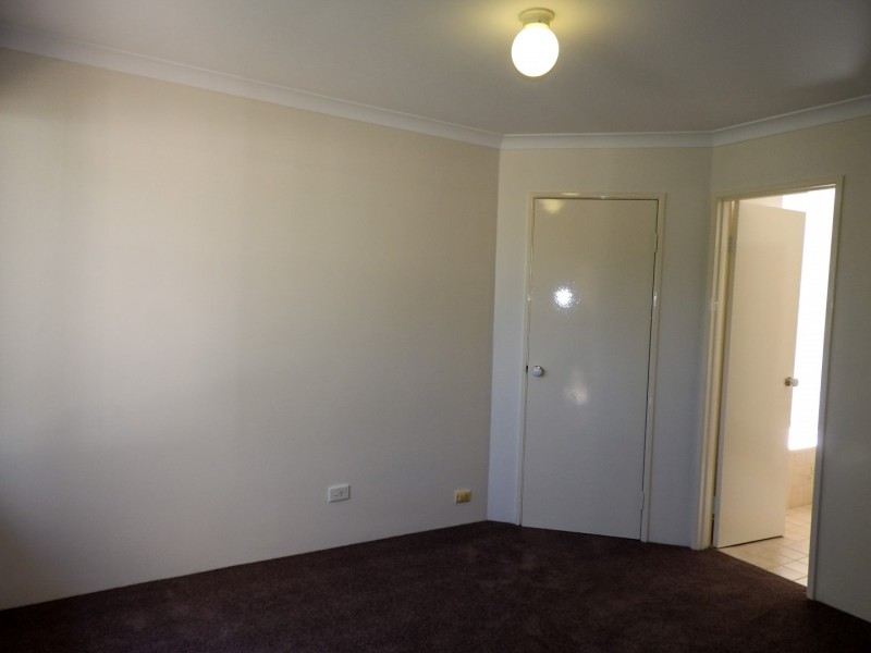 26 Candish Grove, Seville Grove WA 6112