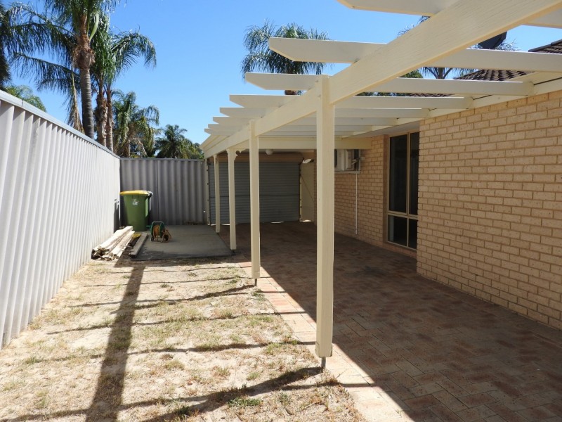 26 Candish Grove, Seville Grove WA 6112