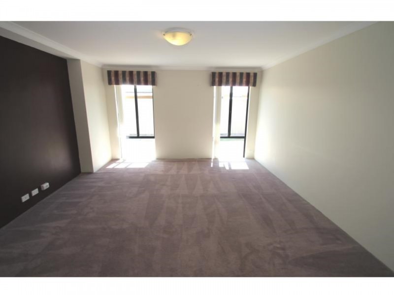 4 MacDougal Way, Harrisdale WA 6112