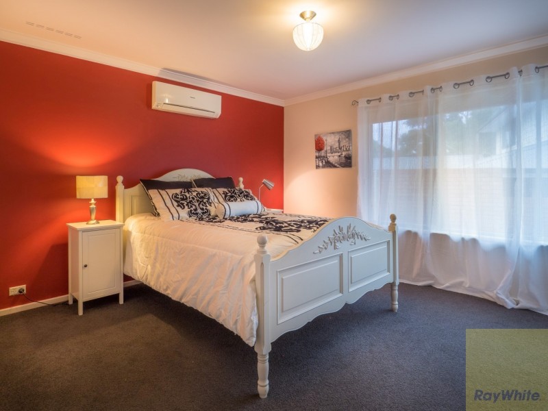 93 Derry Avenue, Mount Nasura WA 6112