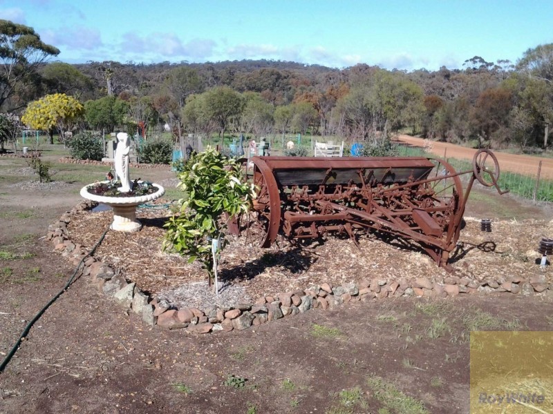 24 Balfour Street, Pingelly WA 6308