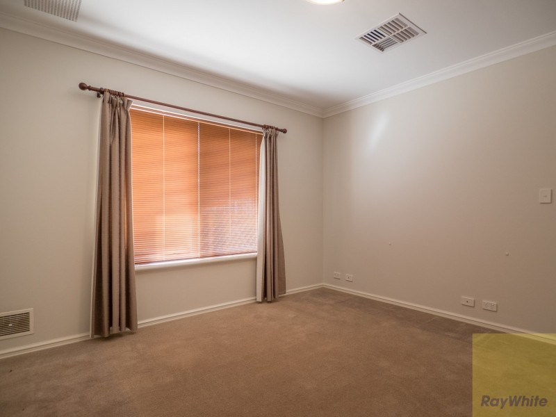 42 Tomah Road, Armadale WA 6112