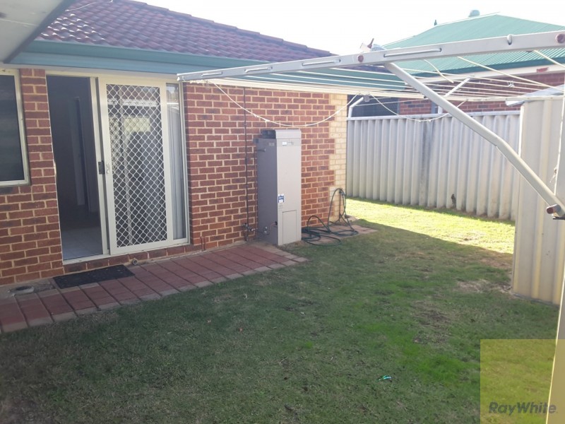 11 Settlers Way, Gosnells WA 6110