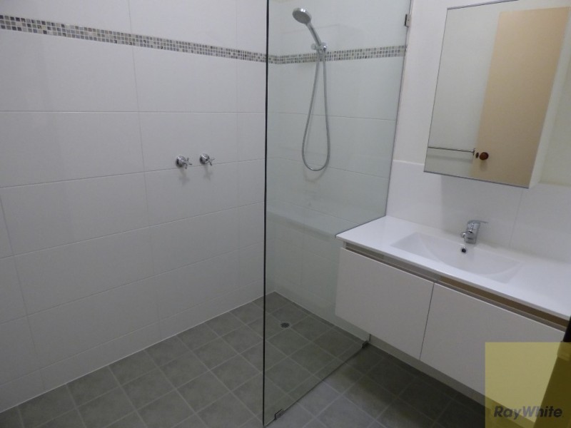 4/3 Netley Place, Armadale WA 6112