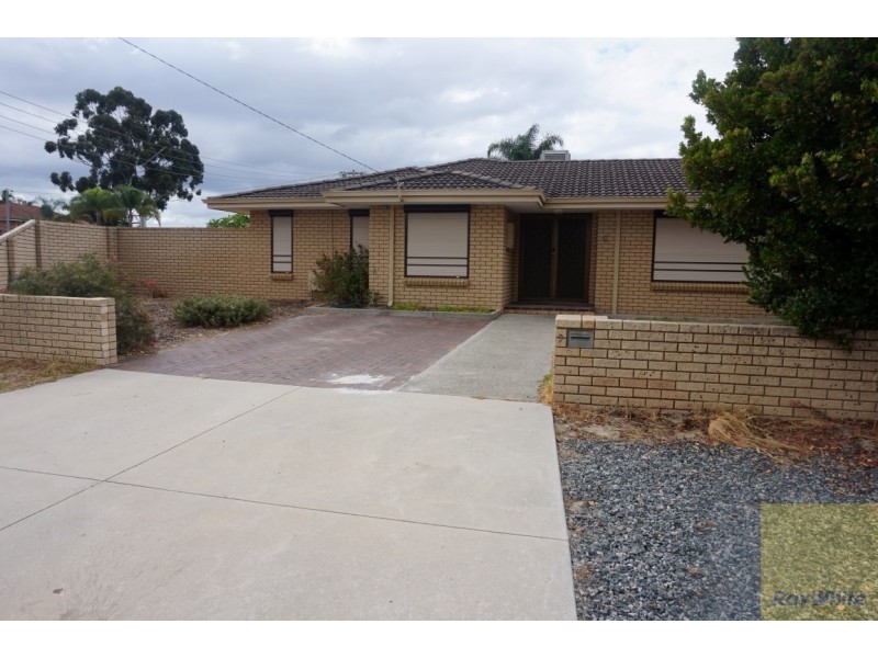 9 Seville Drive, Seville Grove WA 6112