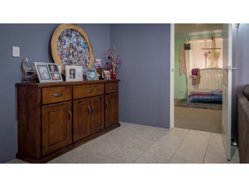 32 Munday Avenue, Brookdale WA 6112