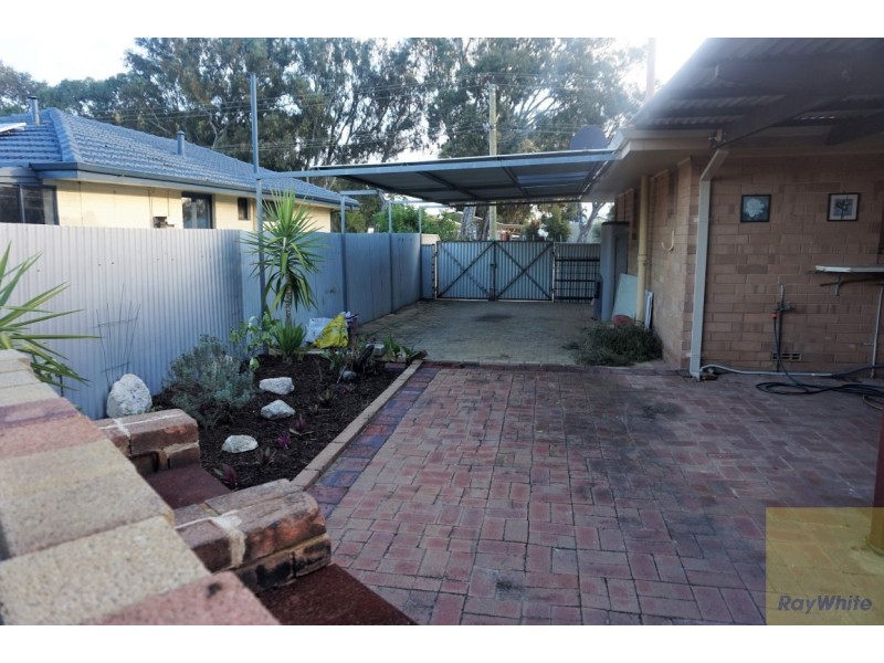 18 Tijuana Road, Armadale WA 6112