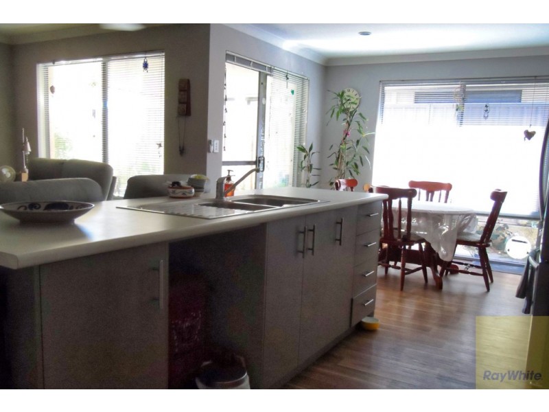 4 Podger Way, Brookdale WA 6112