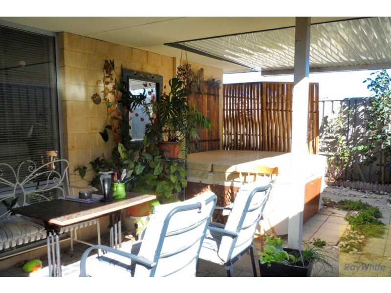 4 Podger Way, Brookdale WA 6112