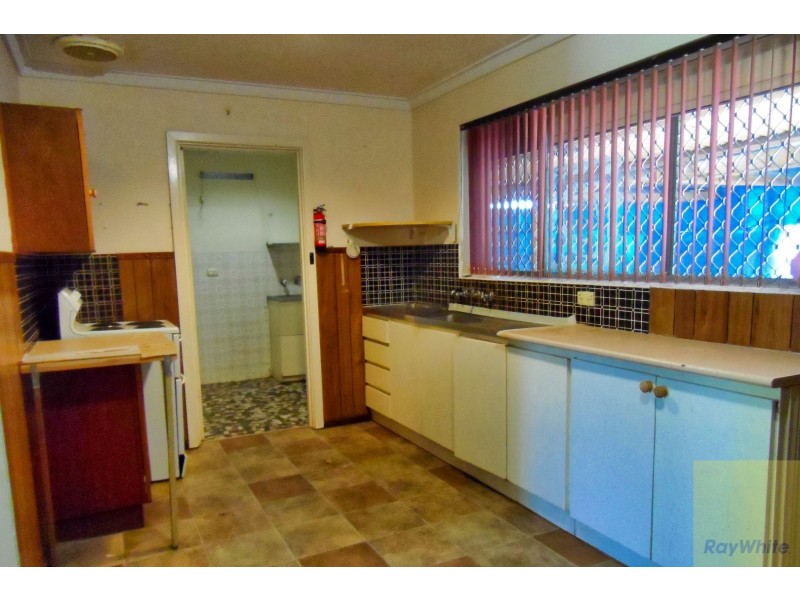 37 Townley Street, Armadale WA 6112