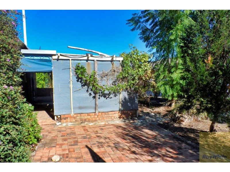 37 Townley Street, Armadale WA 6112