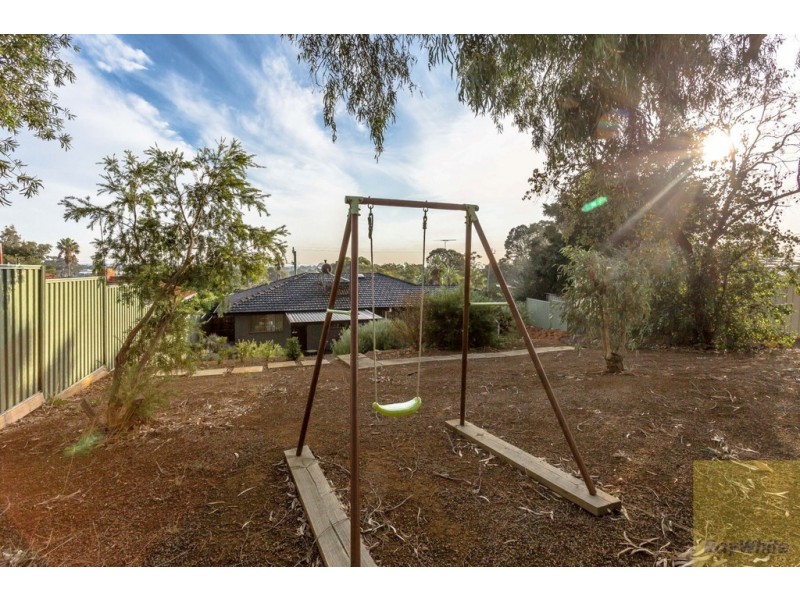 3212 Albany Highway, Mount Nasura WA 6112