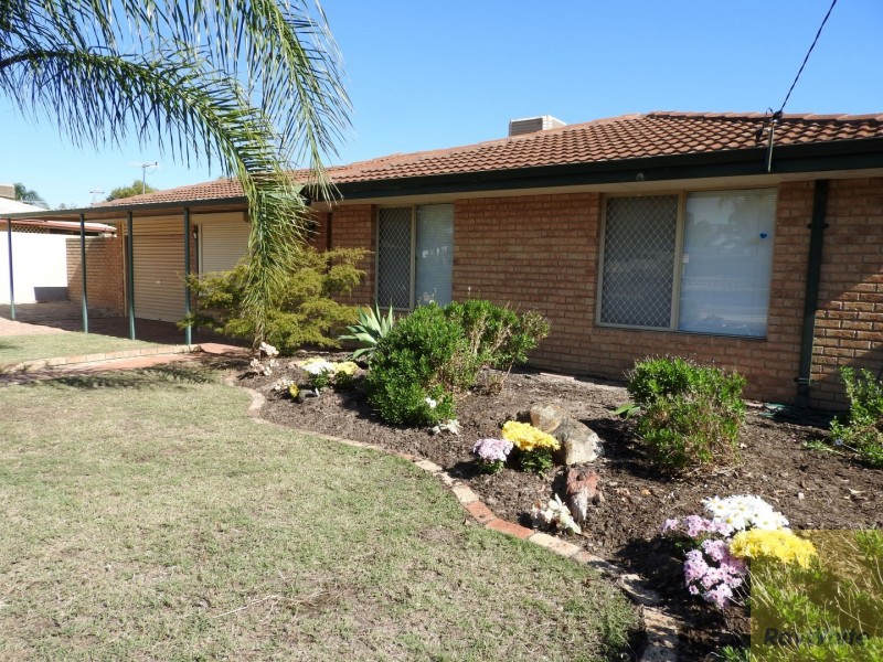 22 Seville Drive, Seville Grove WA 6112