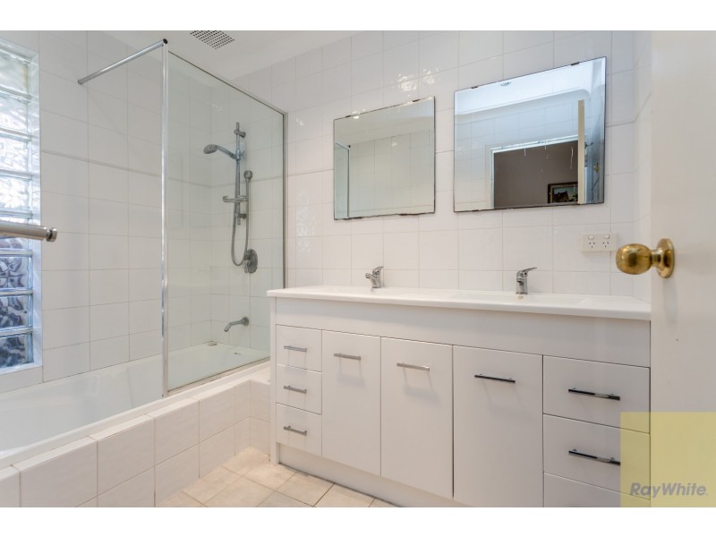 72 Derry Avenue, Mount Nasura WA 6112