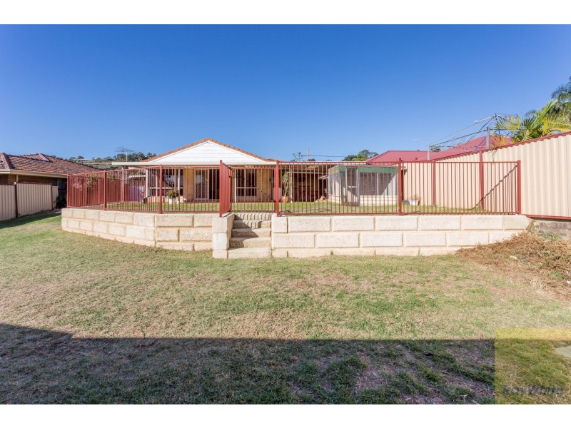 72 Derry Avenue, Mount Nasura WA 6112