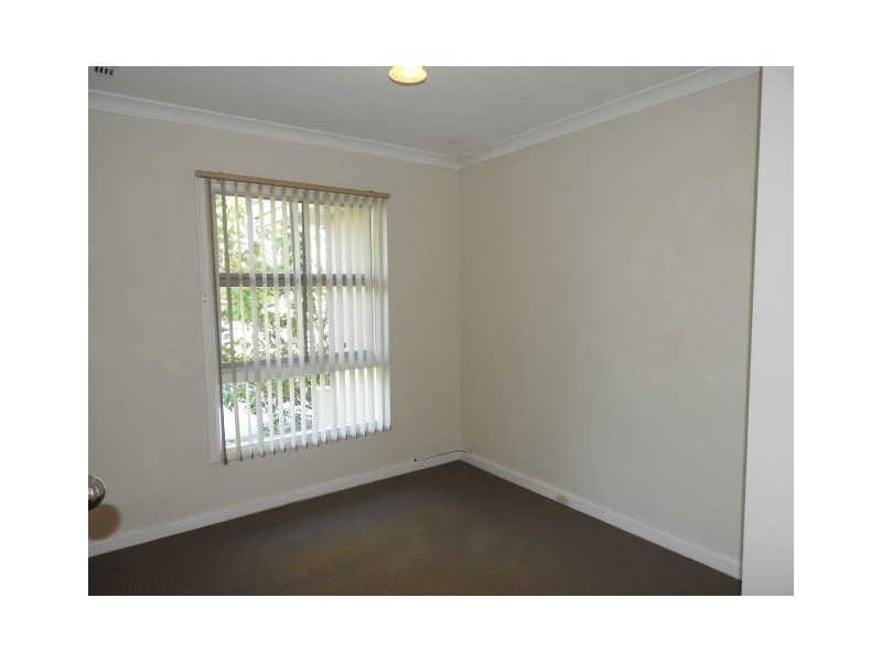 19 Dawson Street, Armadale WA 6112