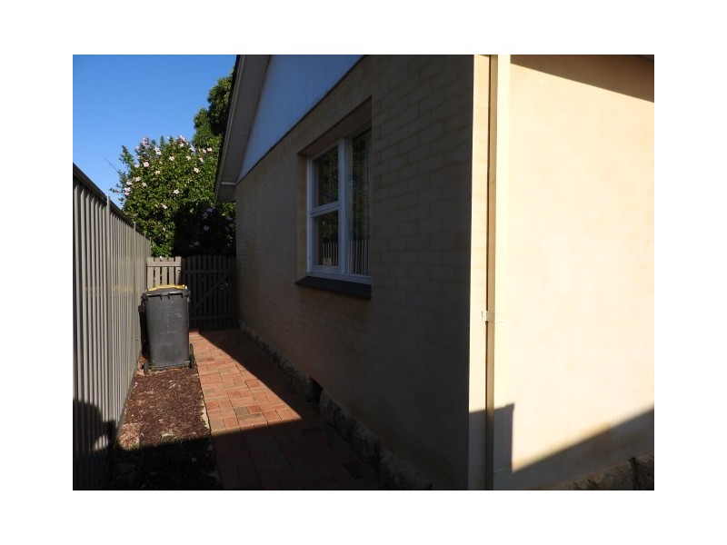 19 Dawson Street, Armadale WA 6112