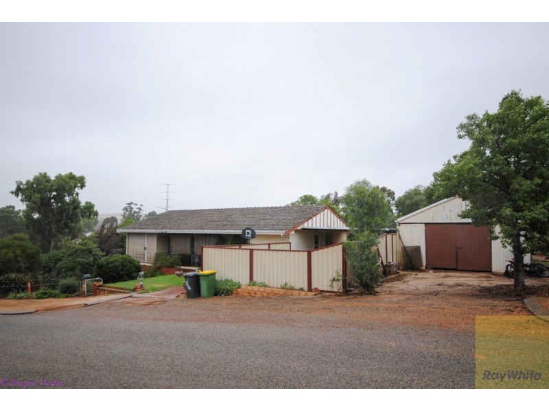 29 Meares Street, York WA 6302