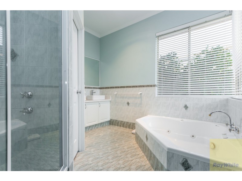 9 Roberta Rise, Mount Nasura WA 6112