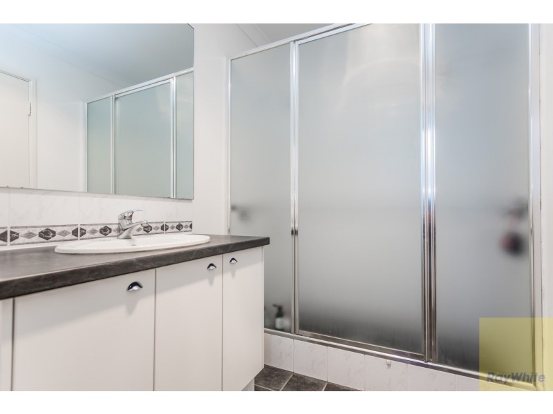 62 Portwine Avenue, Byford WA 6122