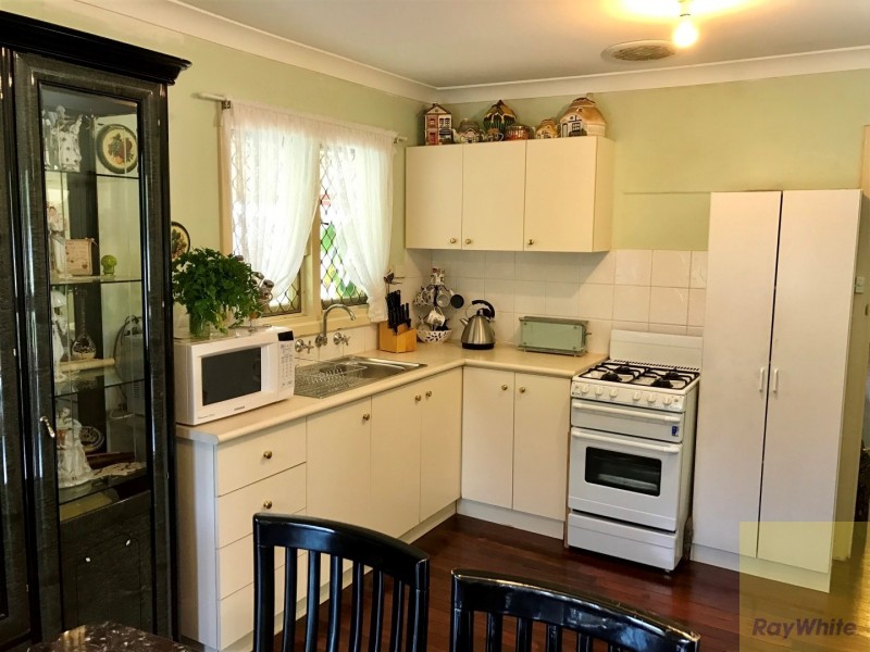 13 Blantyre Way, Kelmscott WA 6111