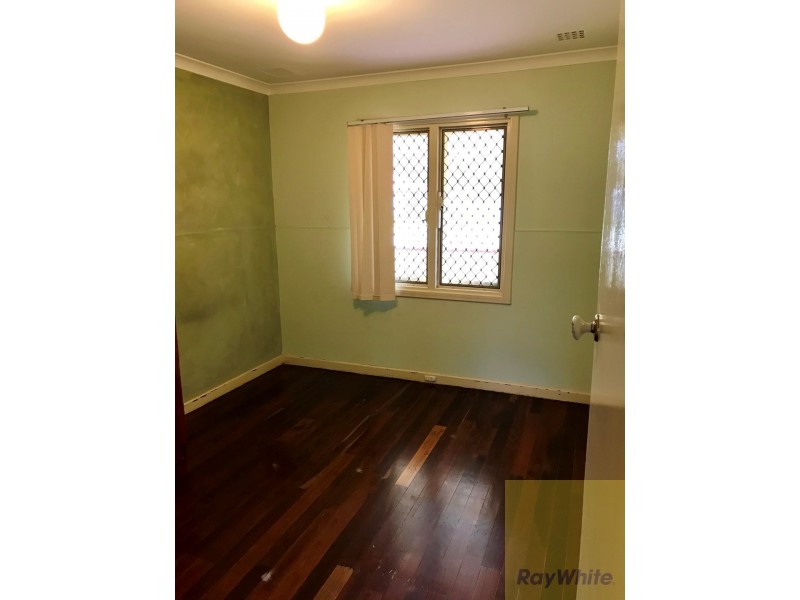 13 Blantyre Way, Kelmscott WA 6111