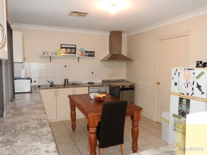 157 Third Avenue, Kelmscott WA 6111