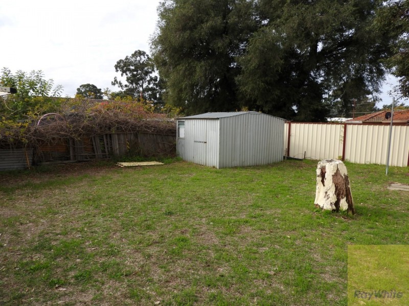 157 Third Avenue, Kelmscott WA 6111