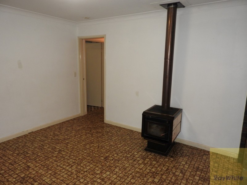 22 Dollis Way, Camillo WA 6111