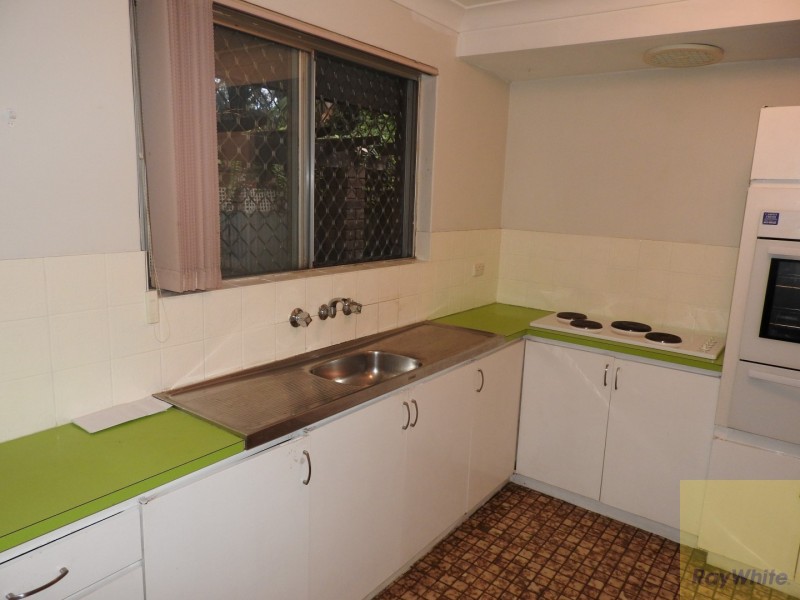 22 Dollis Way, Camillo WA 6111