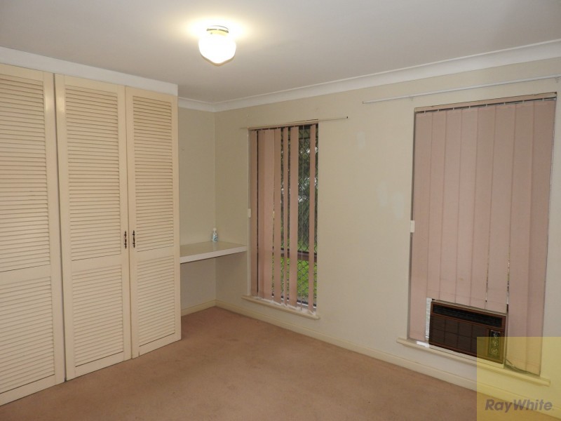 22 Dollis Way, Camillo WA 6111