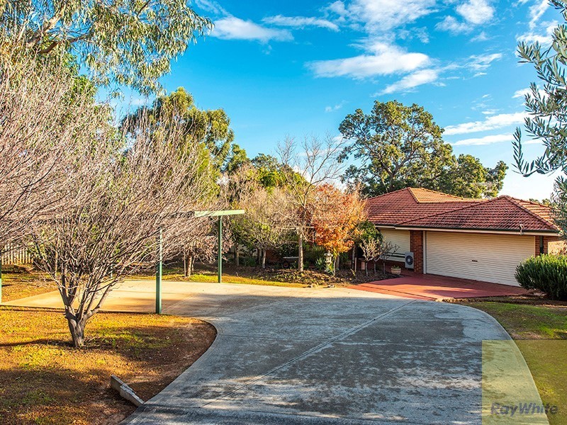 8 Bradshaw Road, Byford WA 6122