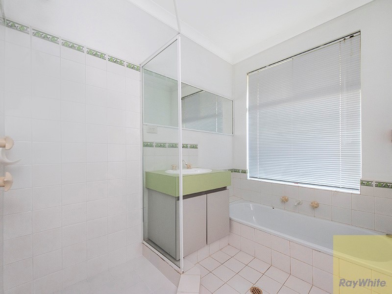 8 Bradshaw Road, Byford WA 6122