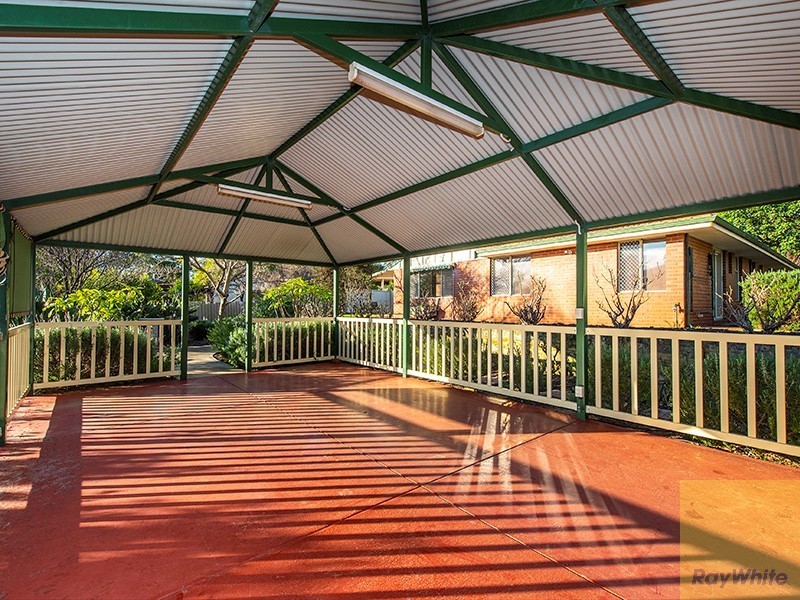 8 Bradshaw Road, Byford WA 6122