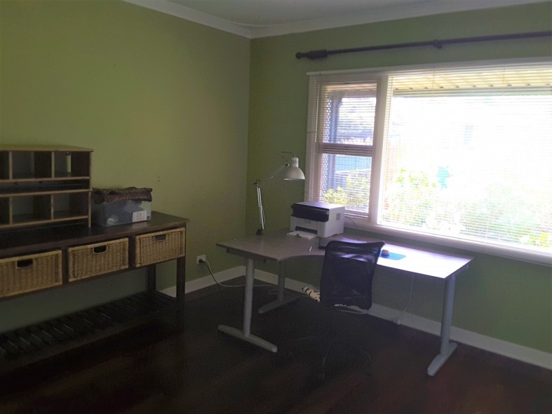 13 Badbury Road, Armadale WA 6112