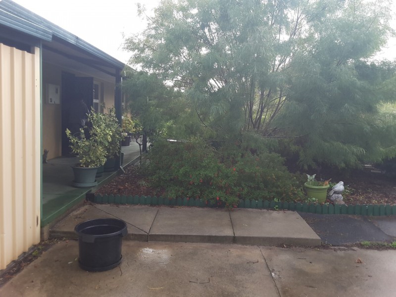 13 Badbury Road, Armadale WA 6112