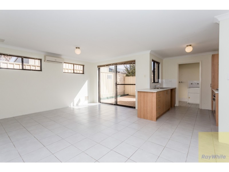 5/104 Westfield Road, Kelmscott WA 6111